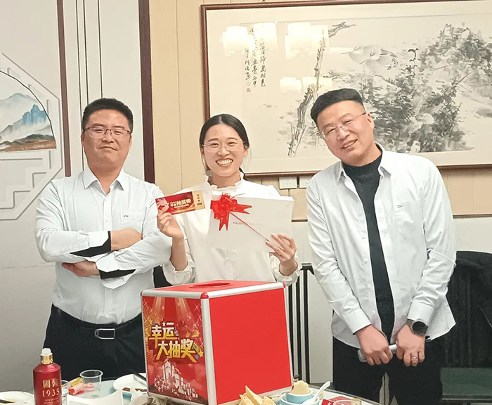 一等獎1名:華為平板電腦