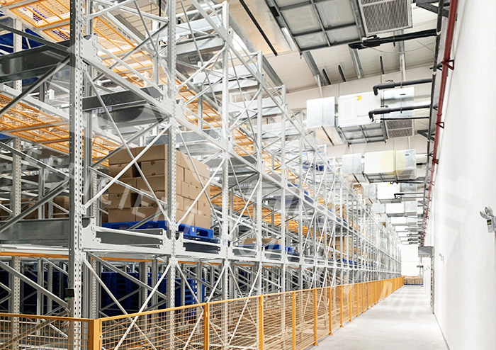 四向車智能倉儲(chǔ)項(xiàng)目案例